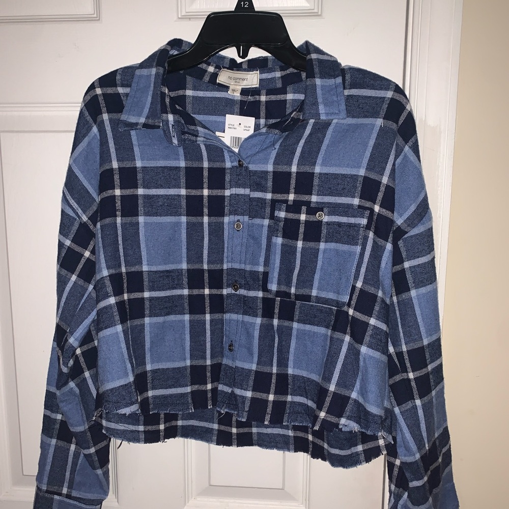 No Comment Navy & Blue cropped button front flannel shirt Junior’s Size L New